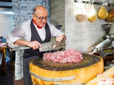 The Etna shepherd who started from a simple butcher shop and achieved a Michelin Star